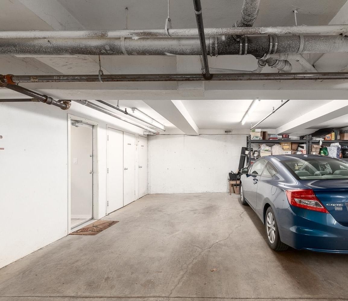 Listing Image 31