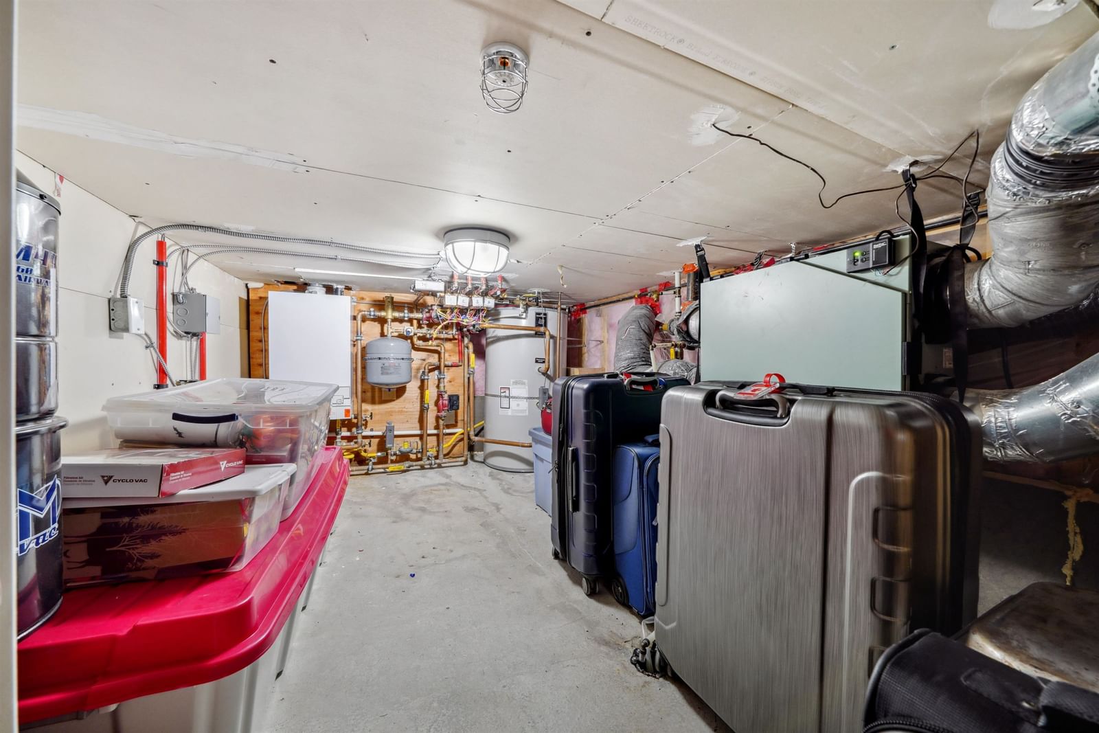 Listing Image 21
