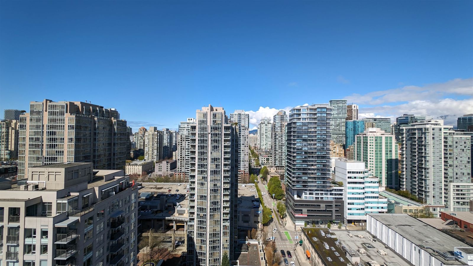 Listing Image 12