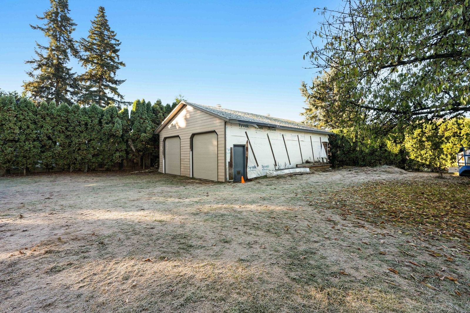 Listing Image 8
