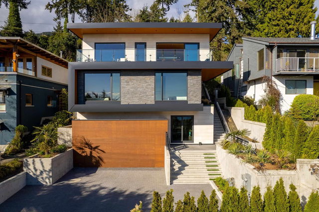 3325 Marine Drive