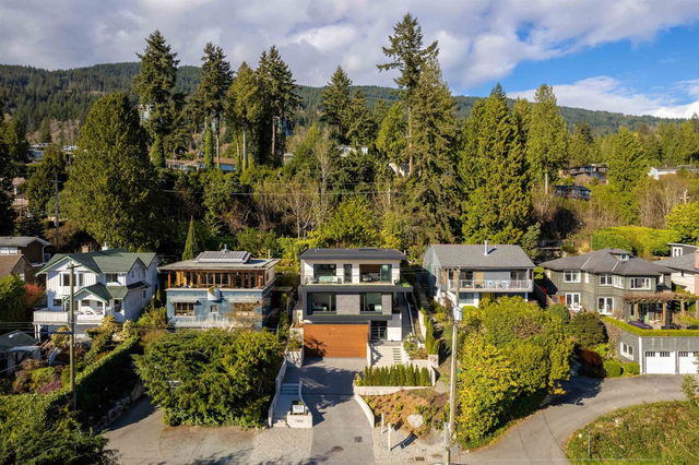 3325 Marine Drive