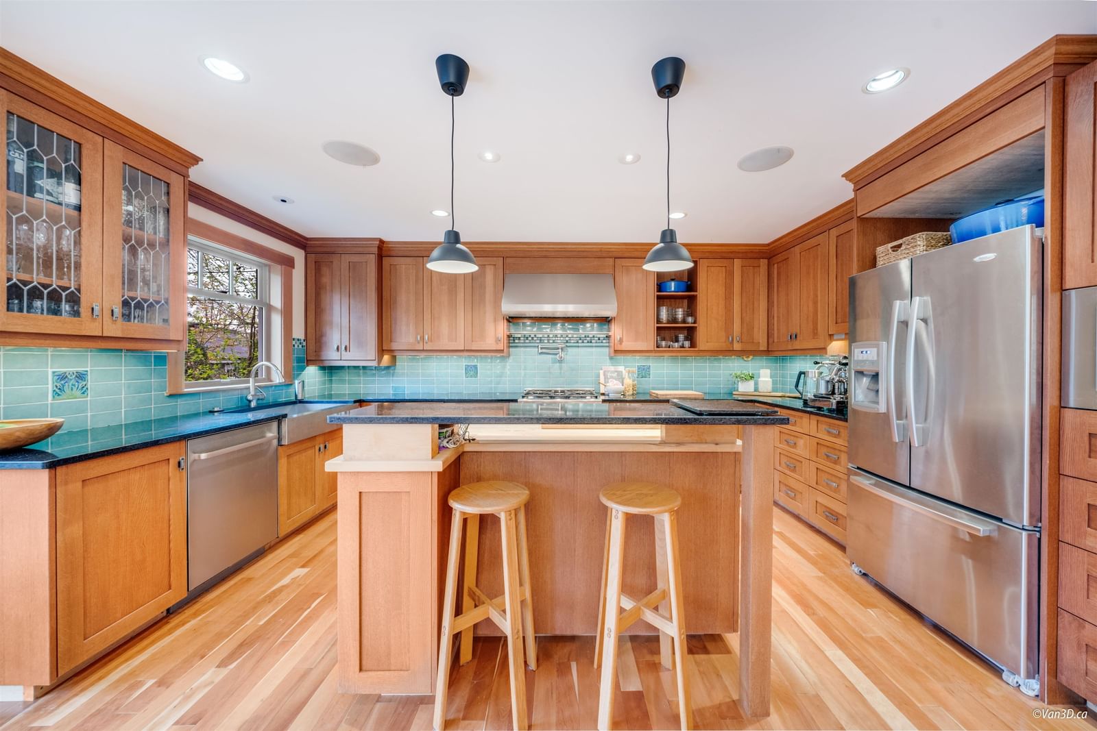 Listing Image 9