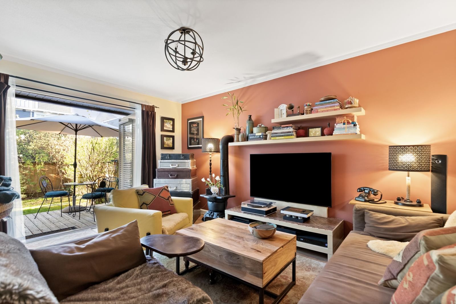 Listing Image 15