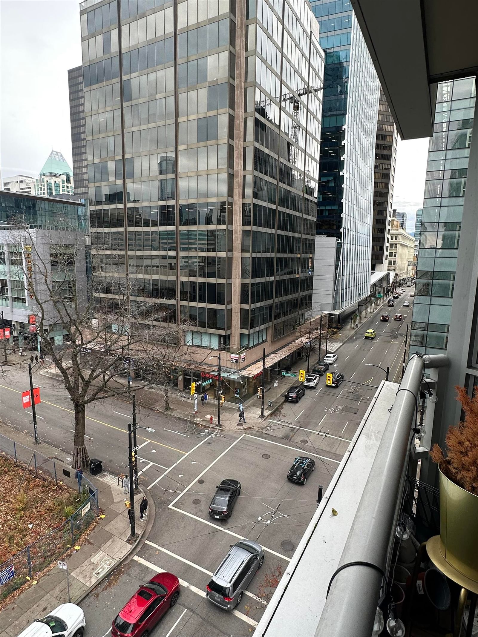 Listing Image 21