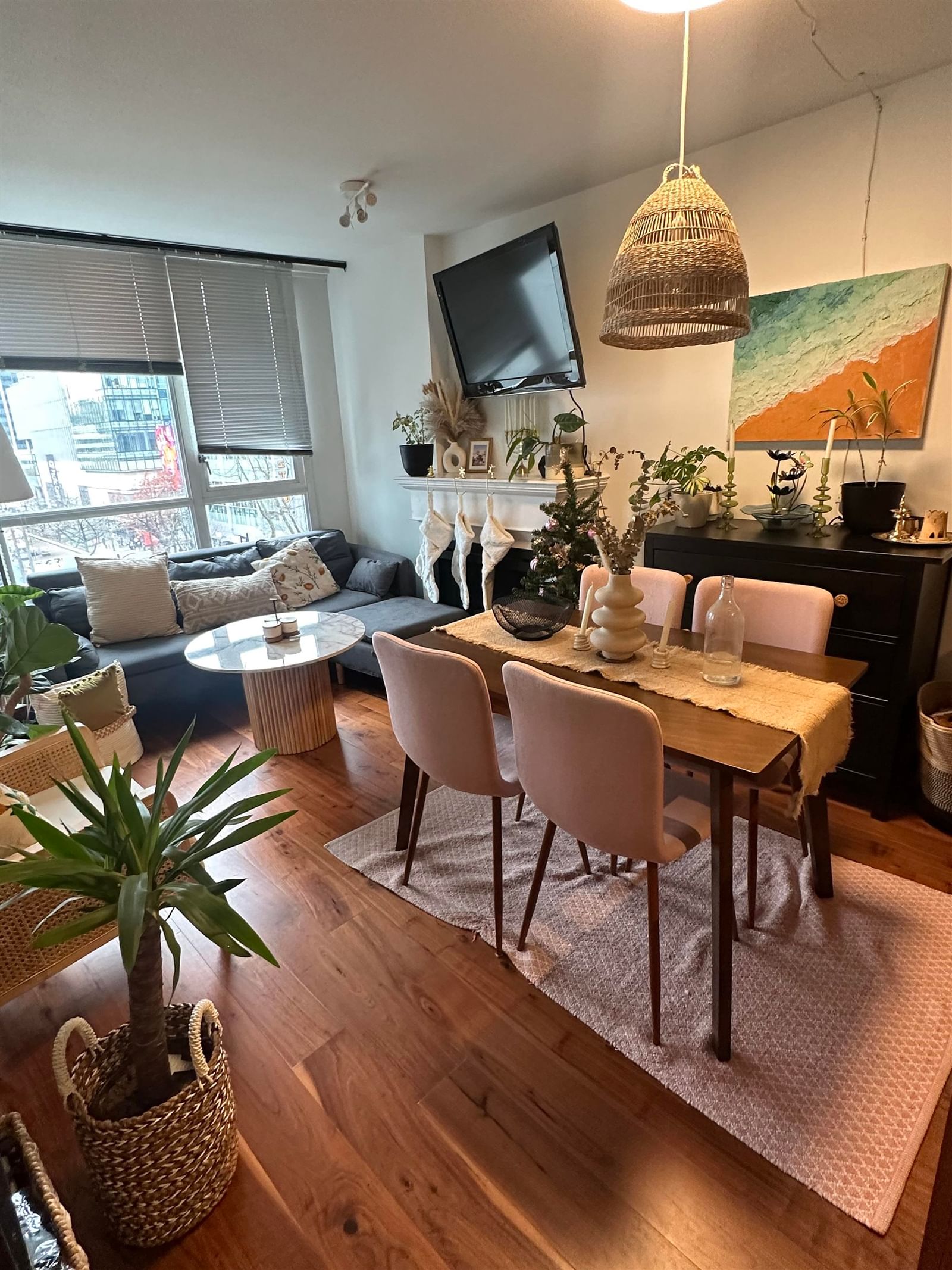 Listing Image 9
