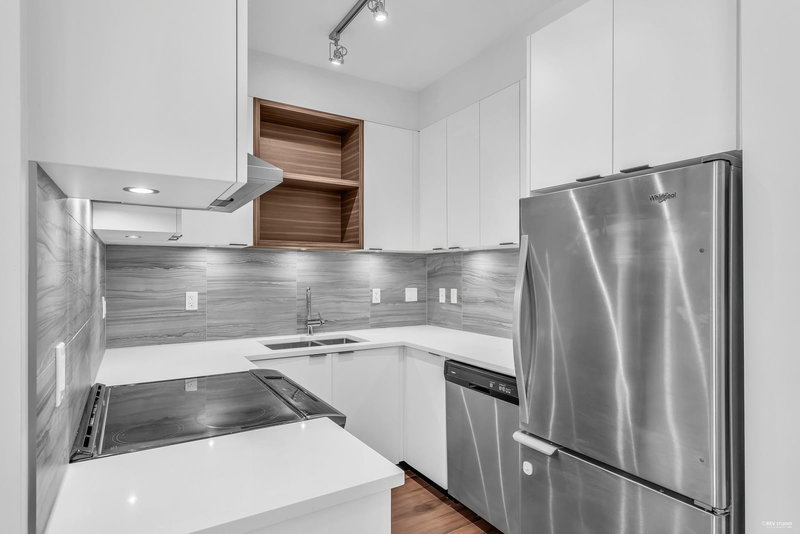 PH52 - 5355 Lane Street, Burnaby, V5H 0H1 | Image 3