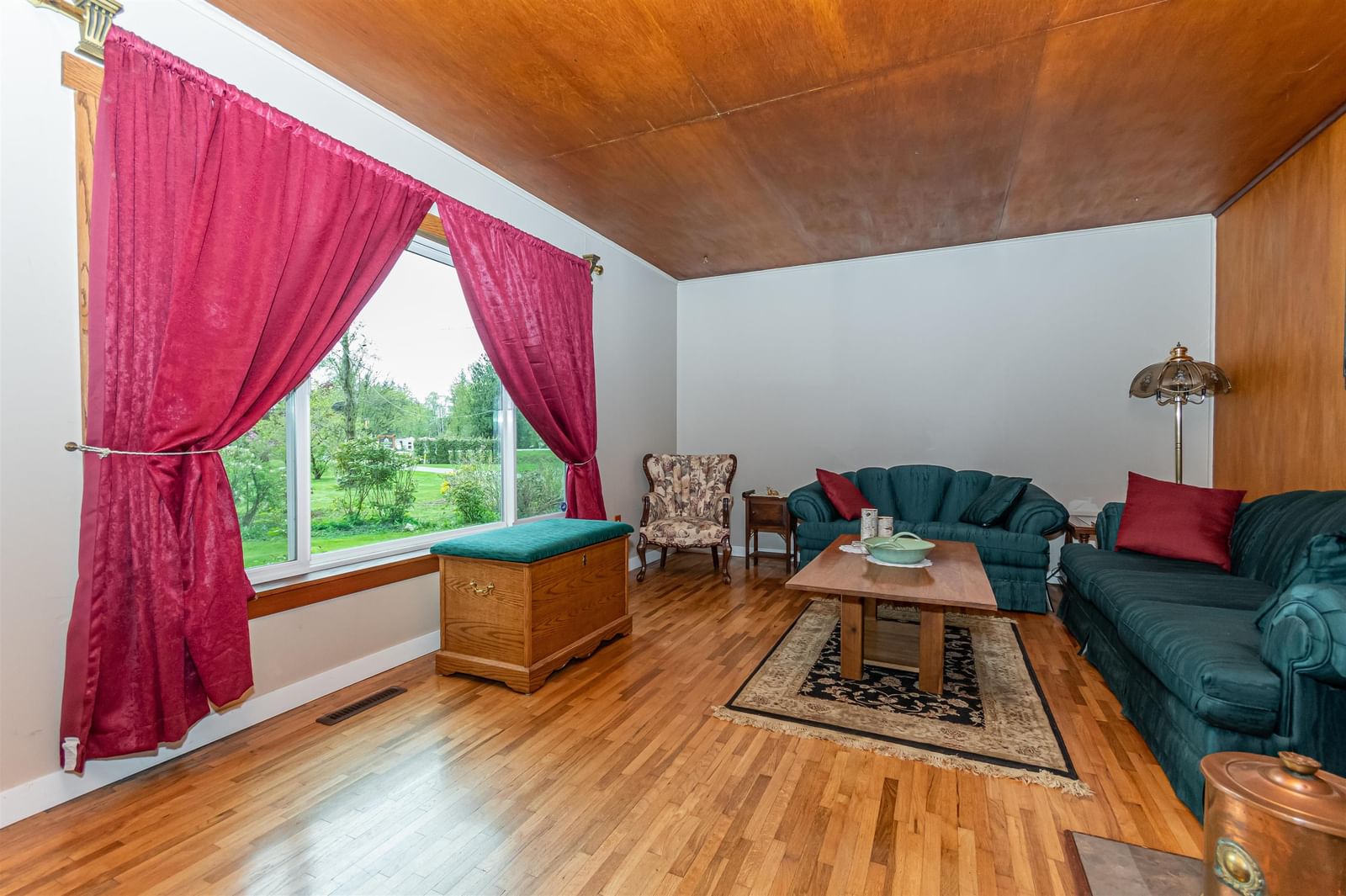 Listing Image 12