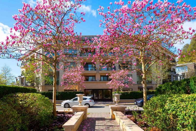 300 - 533 Waters Edge Crescent, West Vancouver, V7T 0A2 | Image 2