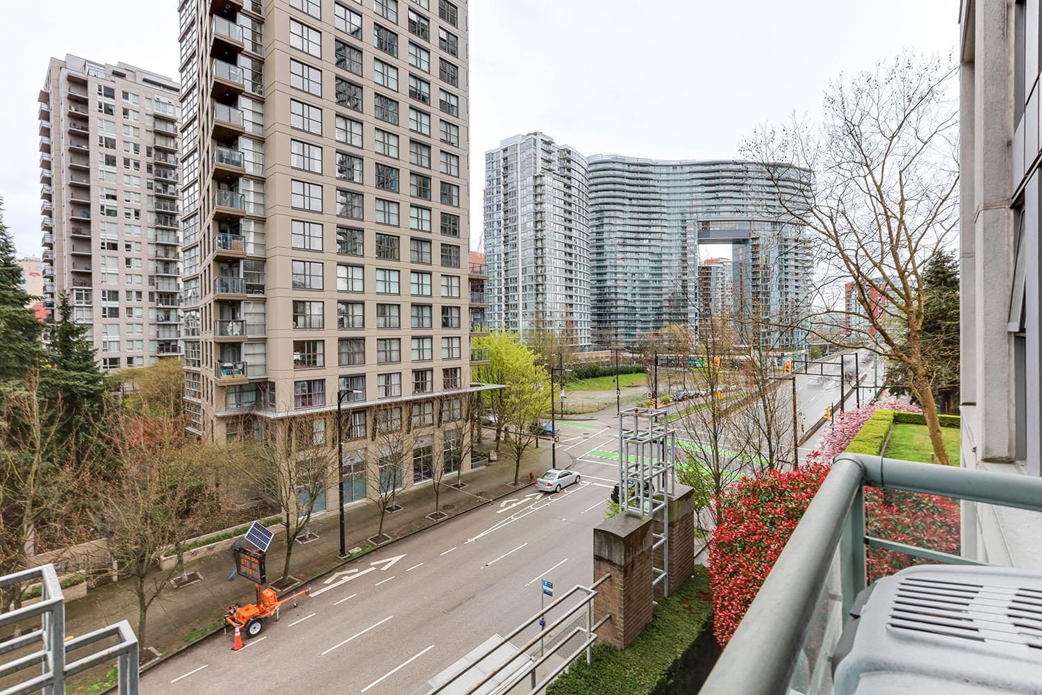 Listing Image 15