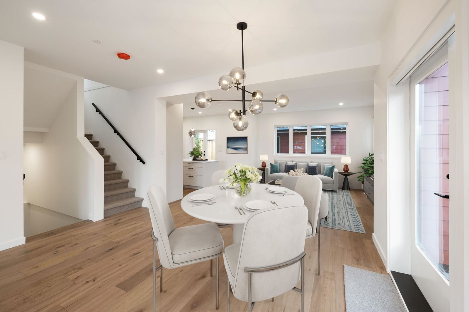 Listing Image 10
