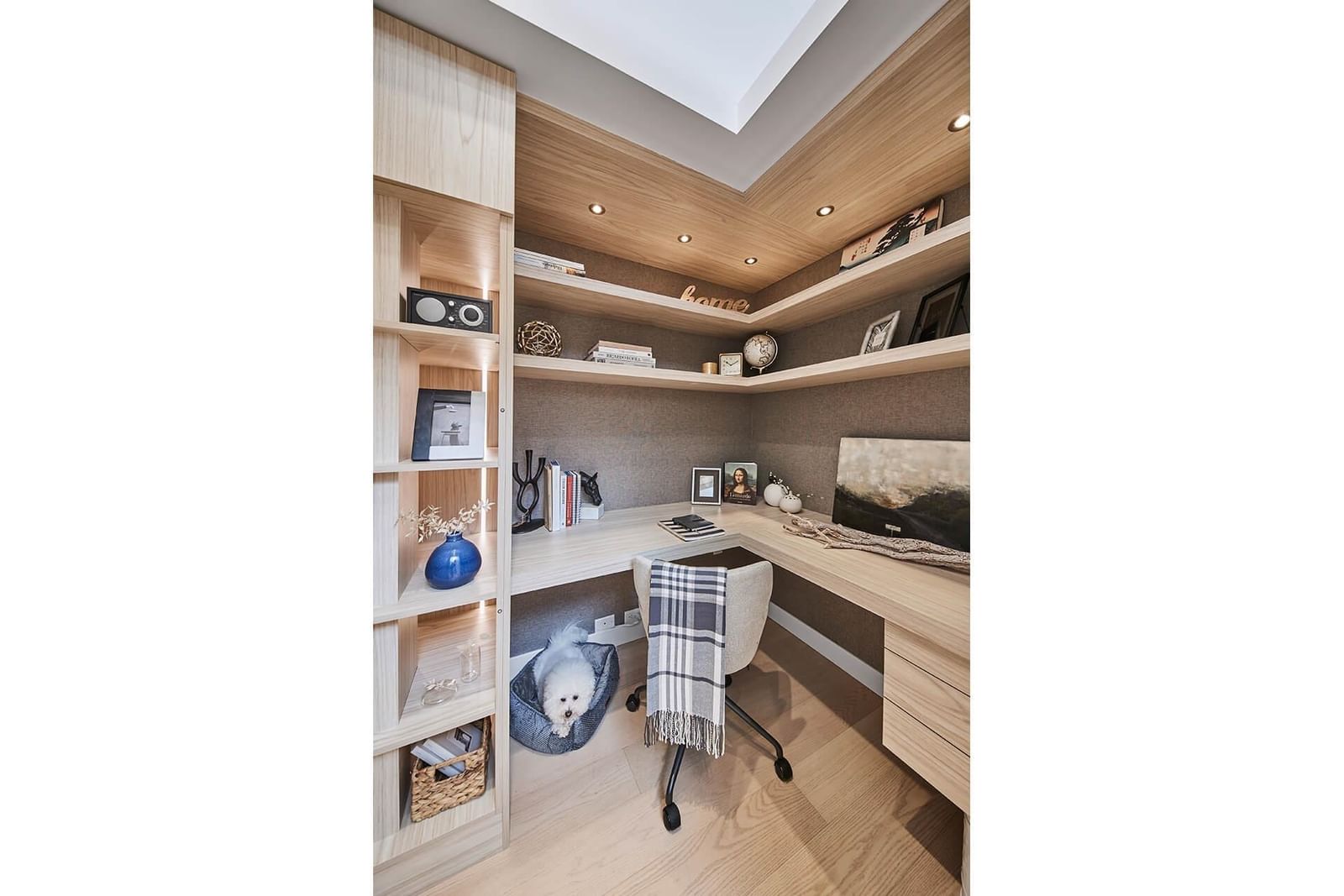 Listing Image 5