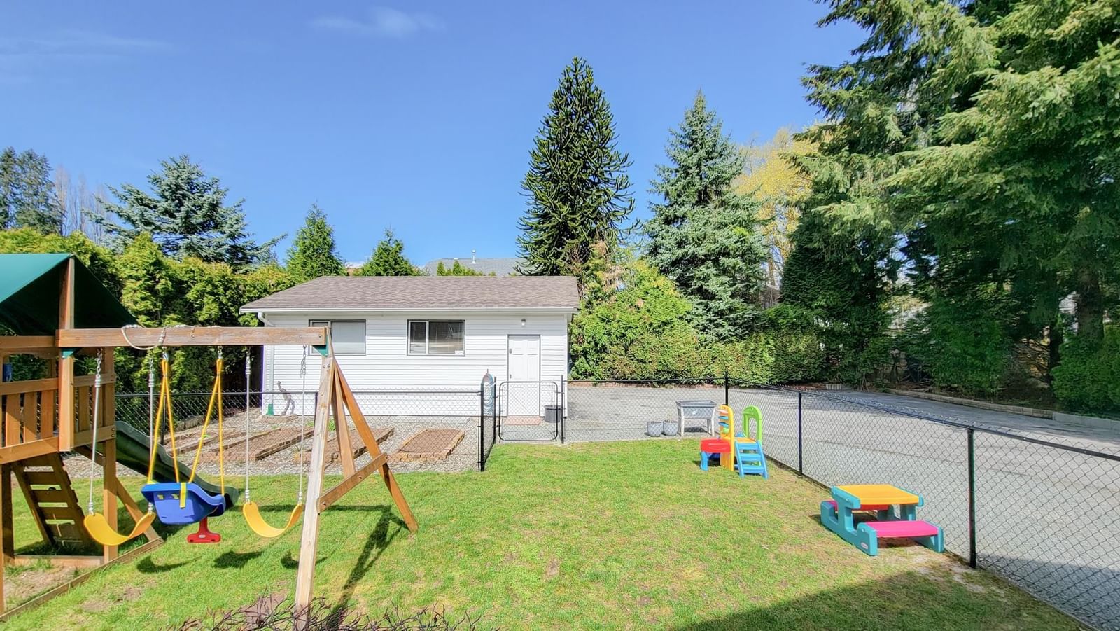 Listing Image 33