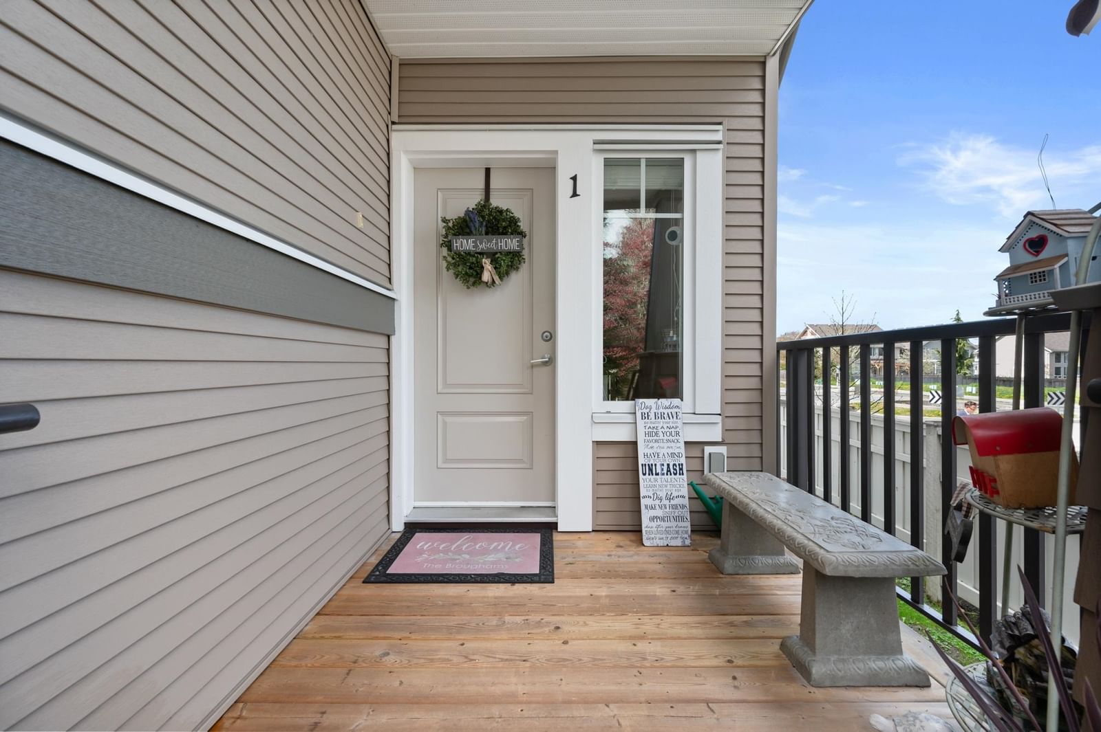 Listing Image 9
