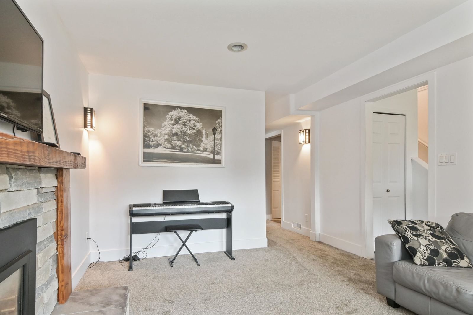 Listing Image 21