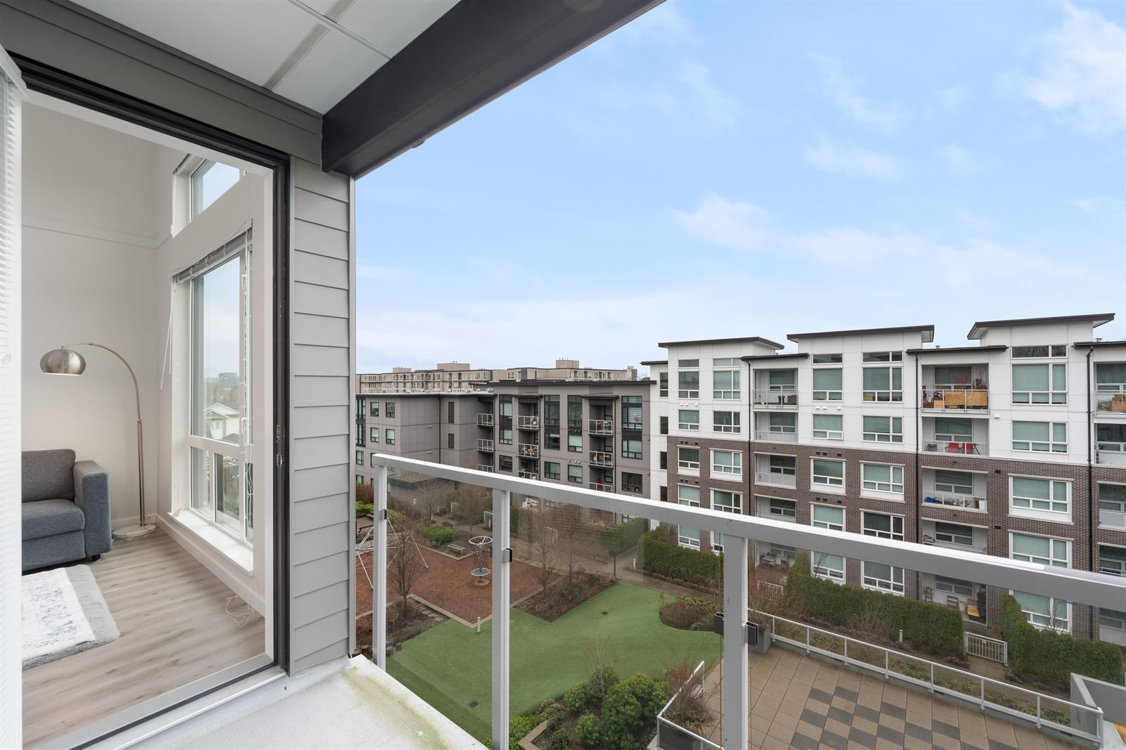 Listing Image 21