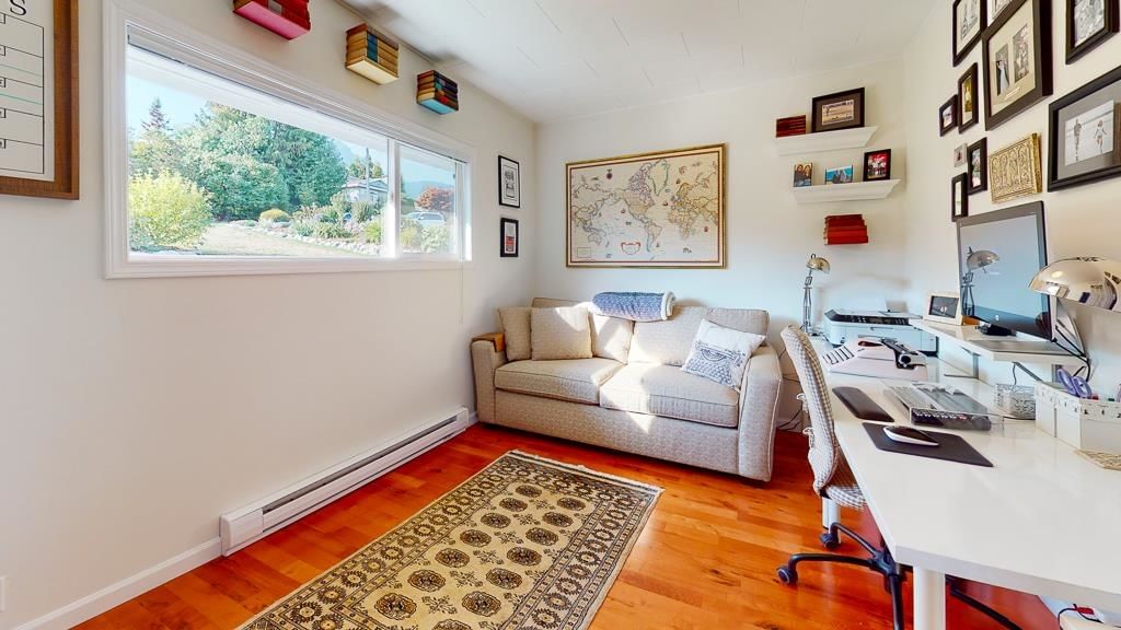 Listing Image 13