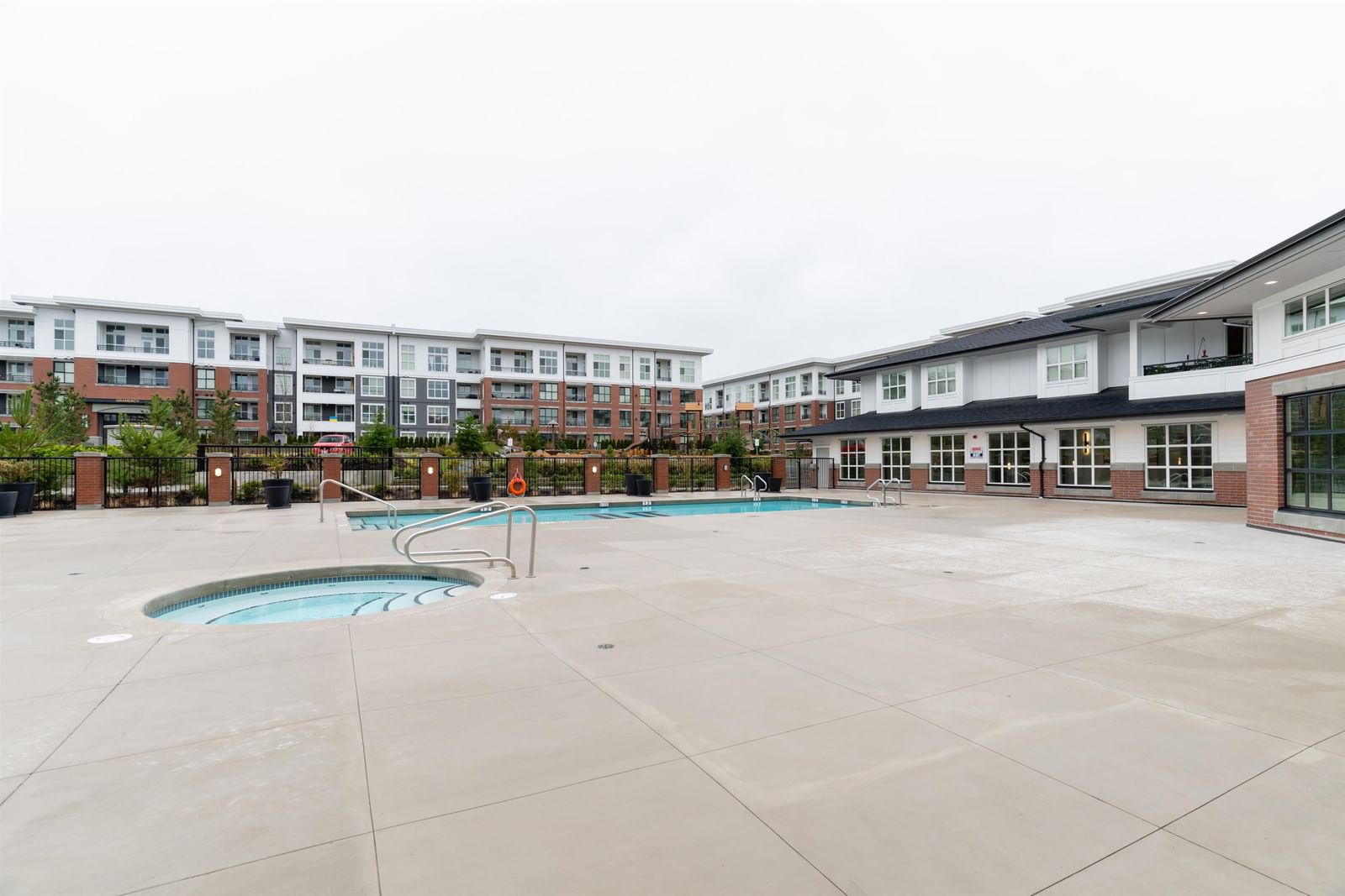 Listing Image 16
