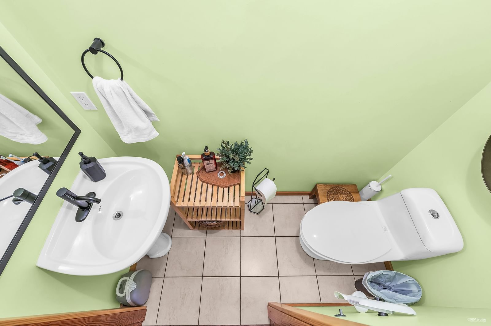Listing Image 11