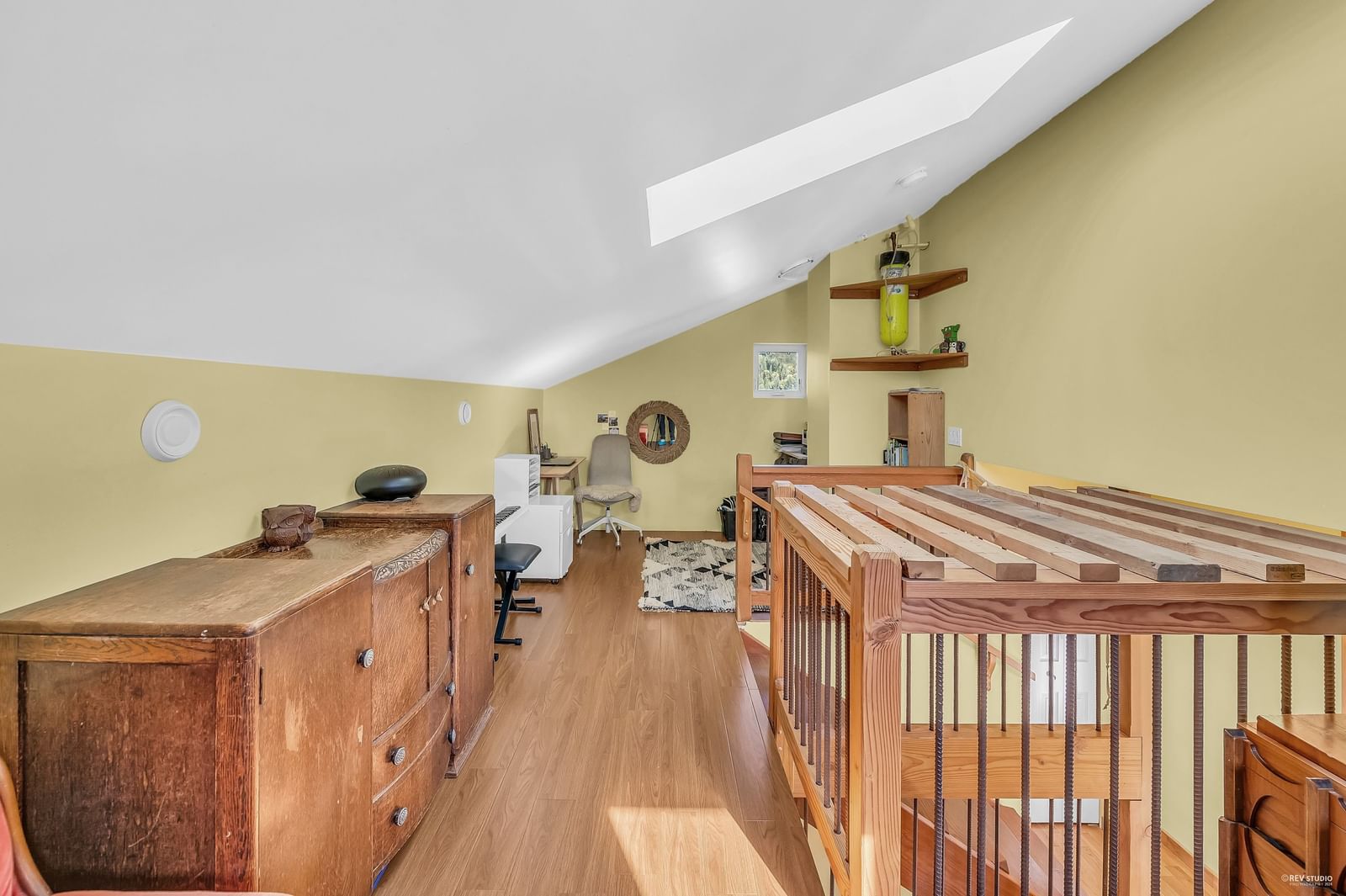 Listing Image 18