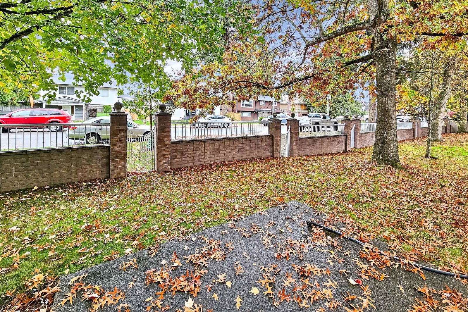 Listing Image 13