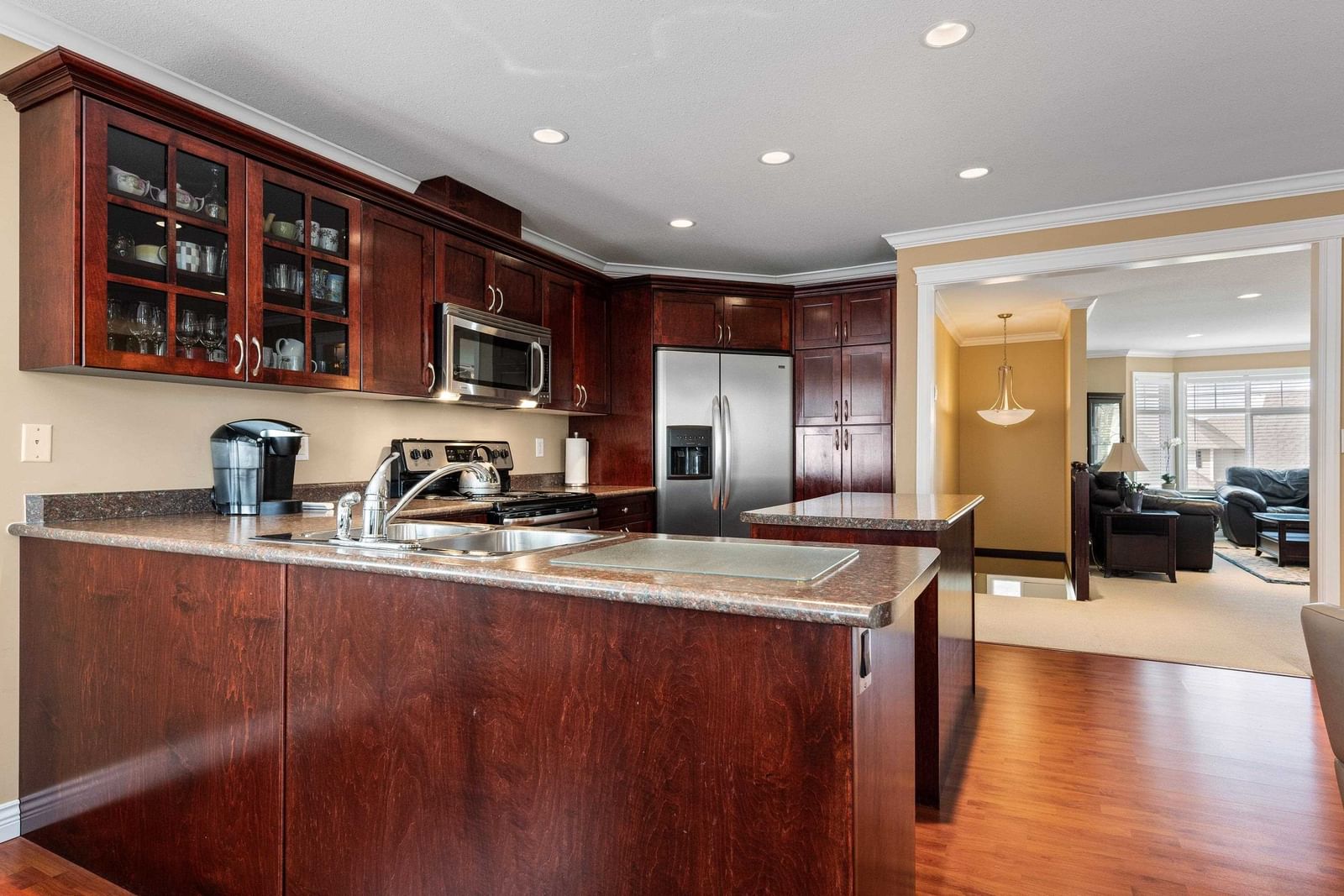 Listing Image 10
