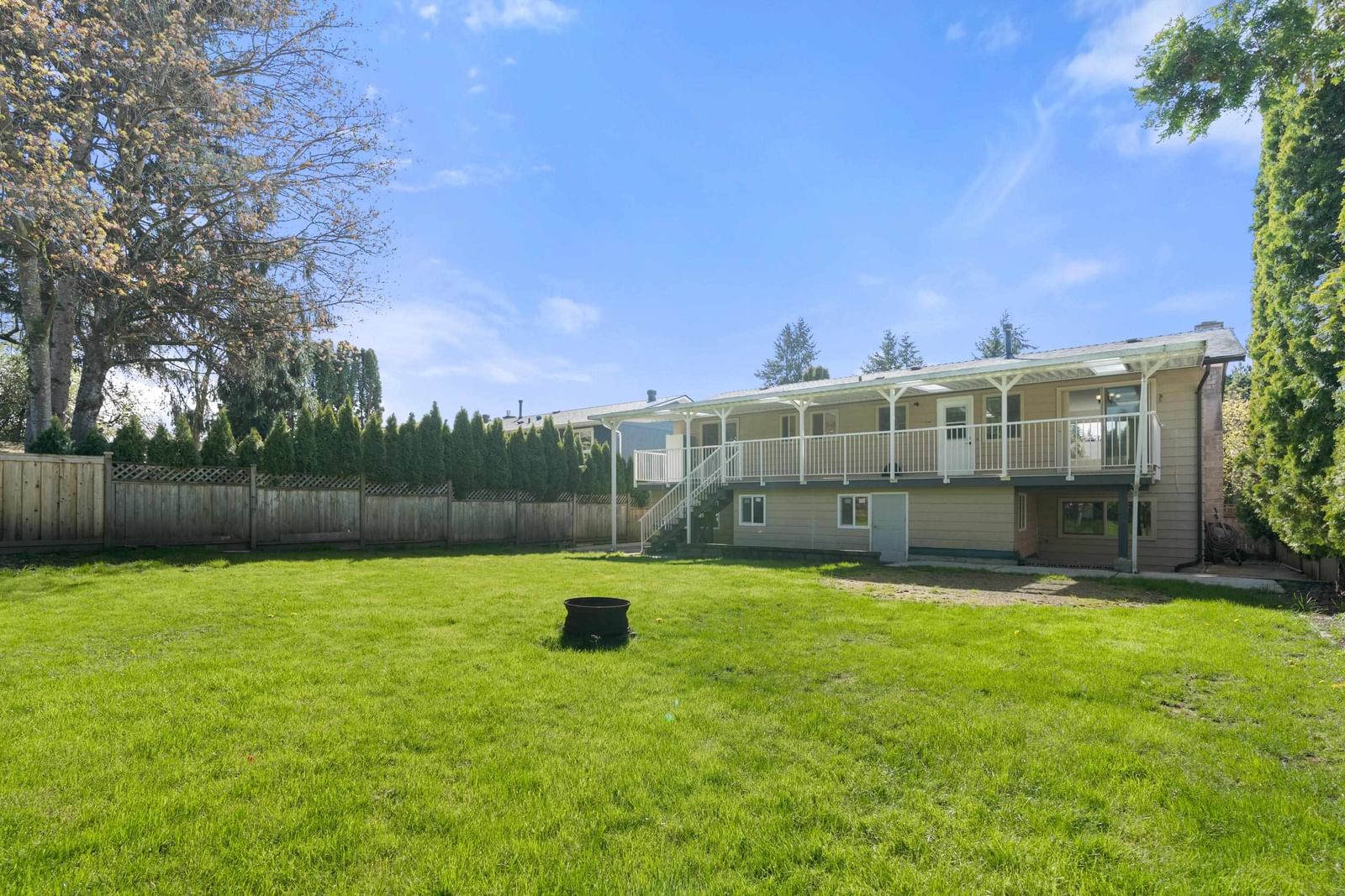 Listing Image 9