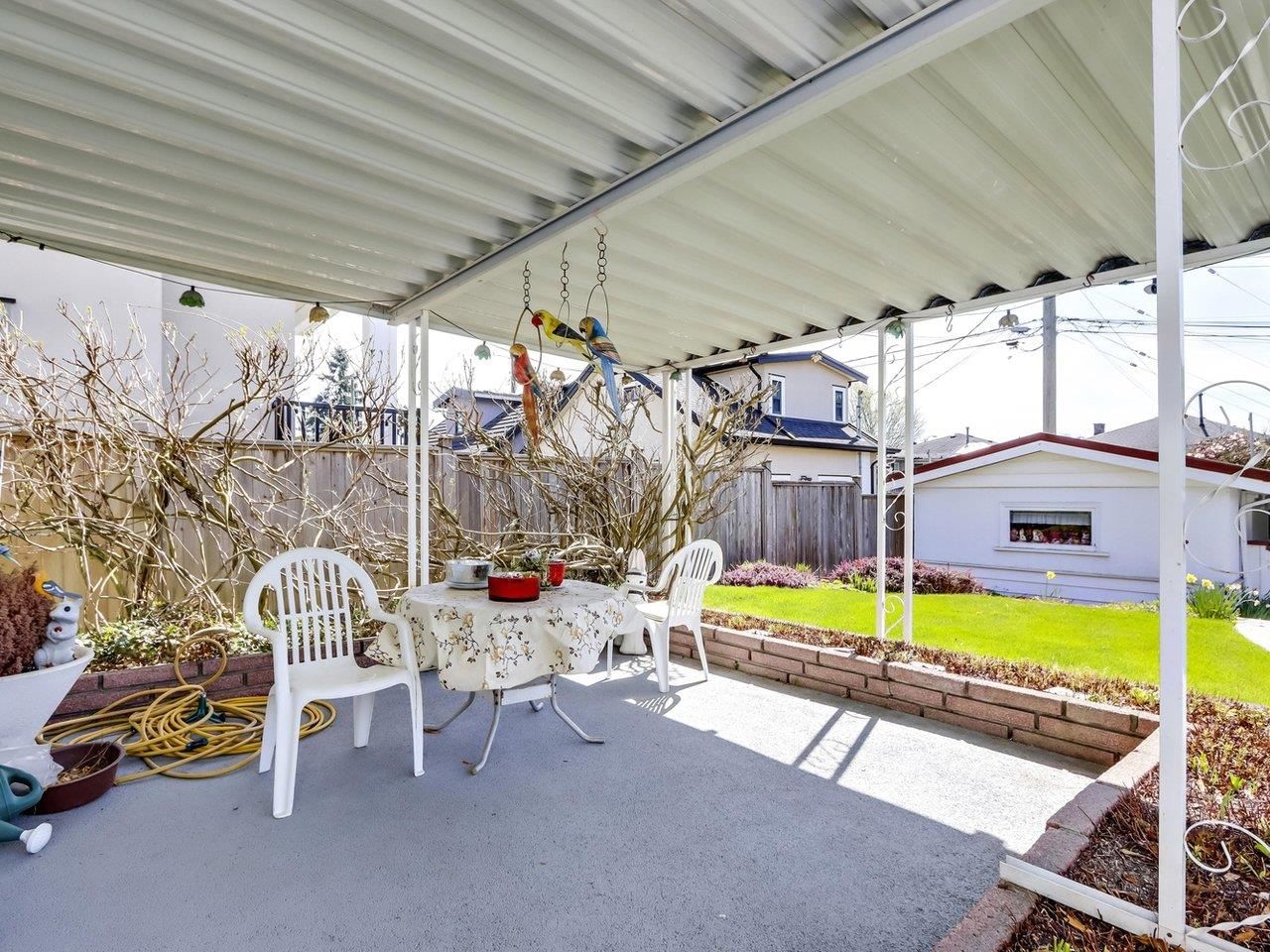 Listing Image 5