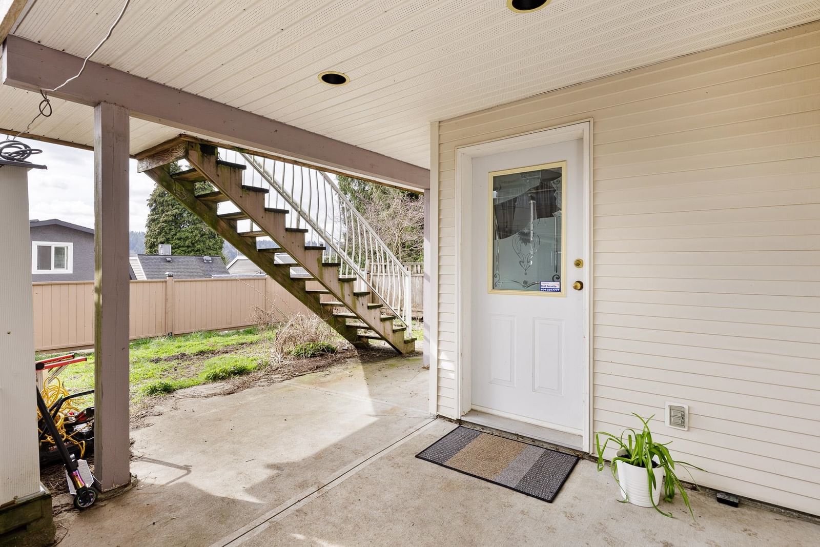 Listing Image 8
