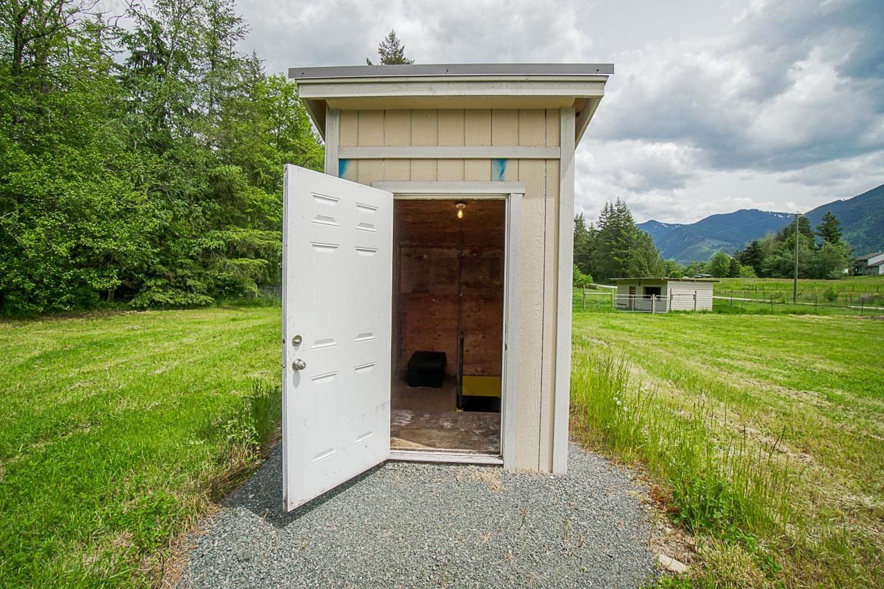 Listing Image 19