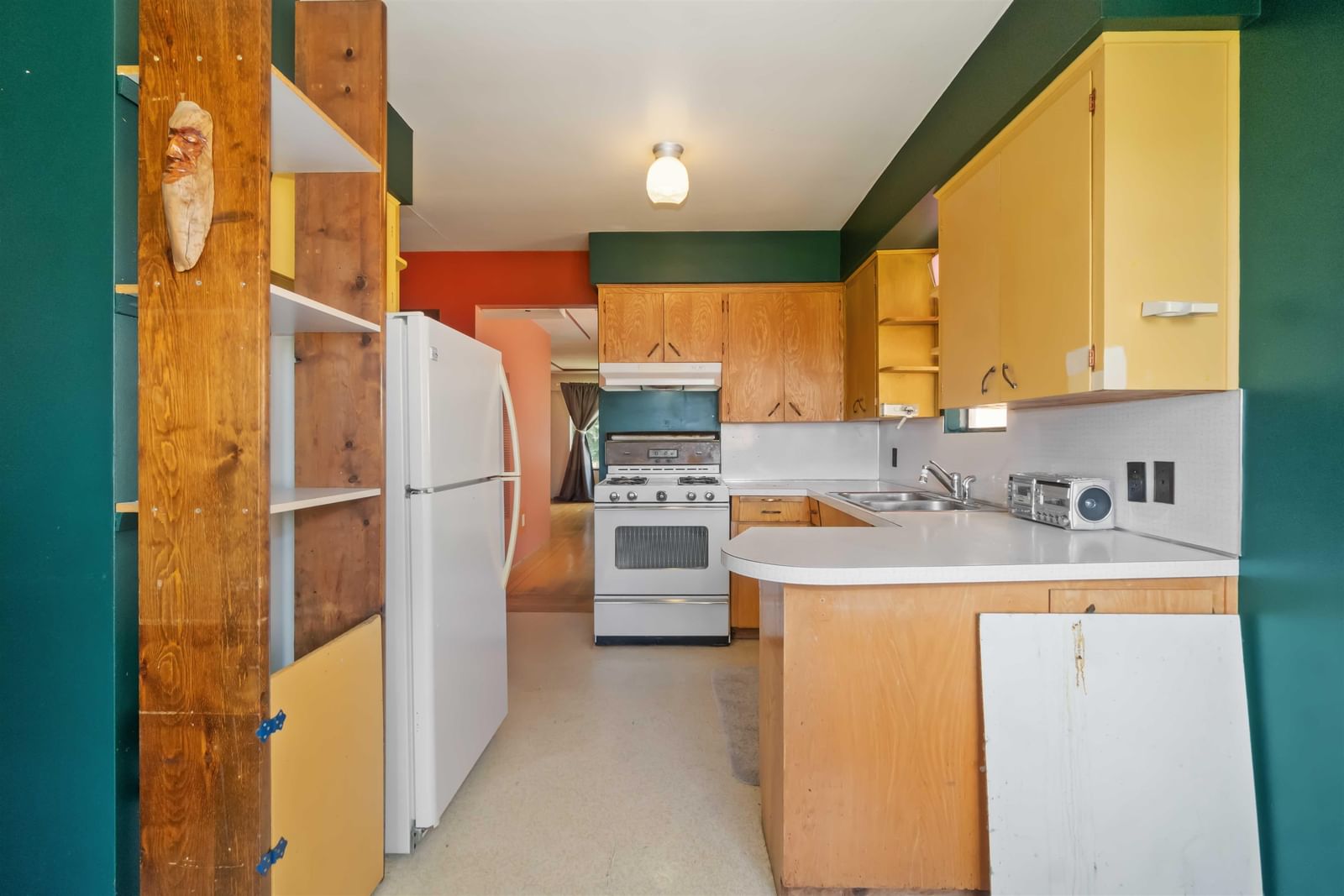 Listing Image 11