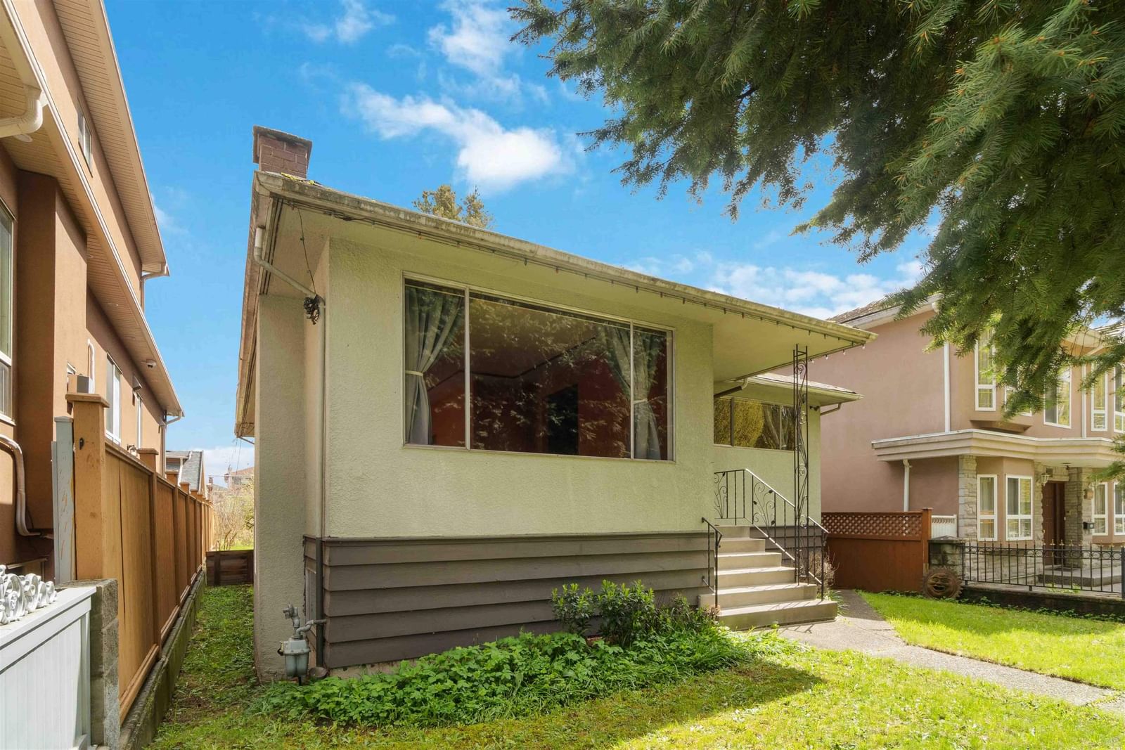 Listing photo 5