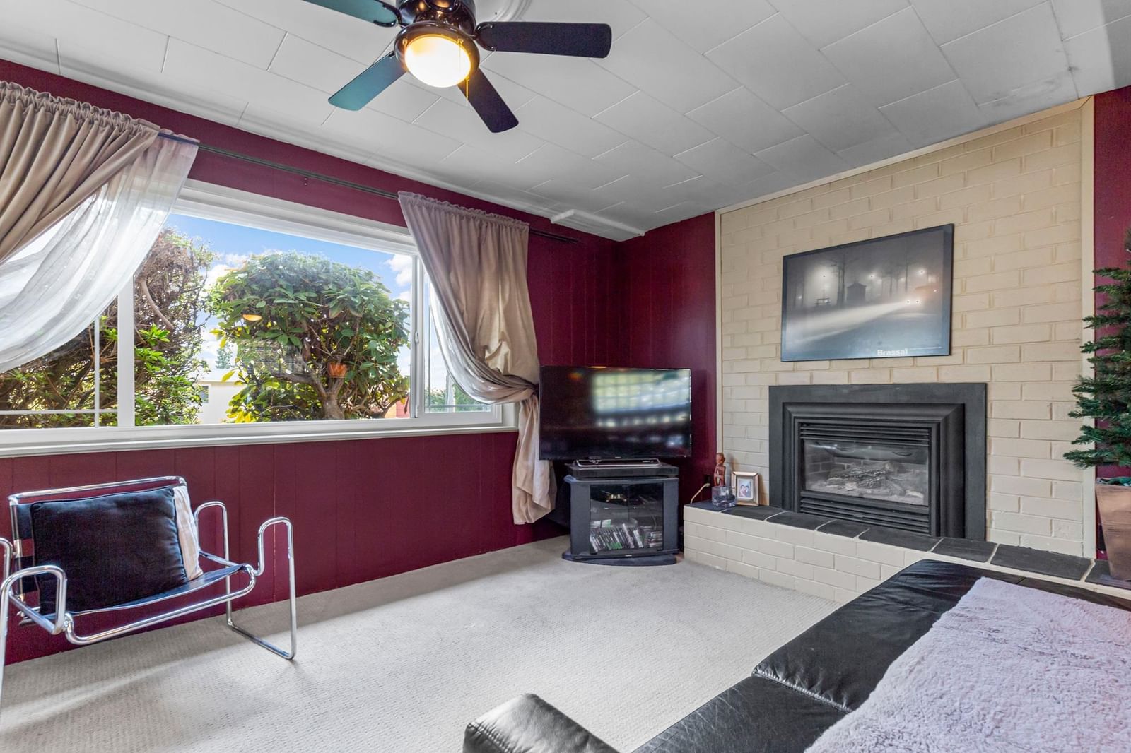 Listing Image 19