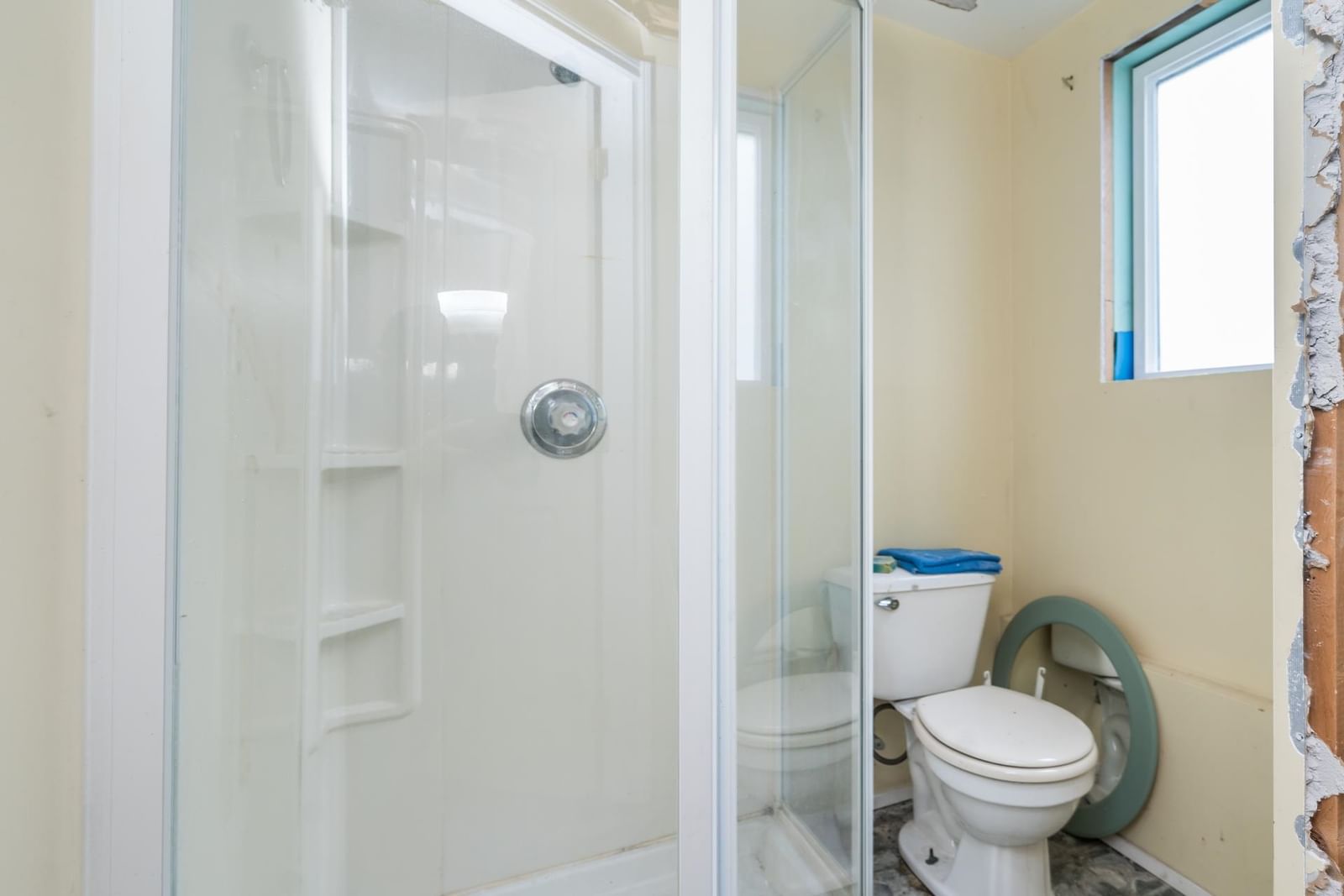 Listing Image 26