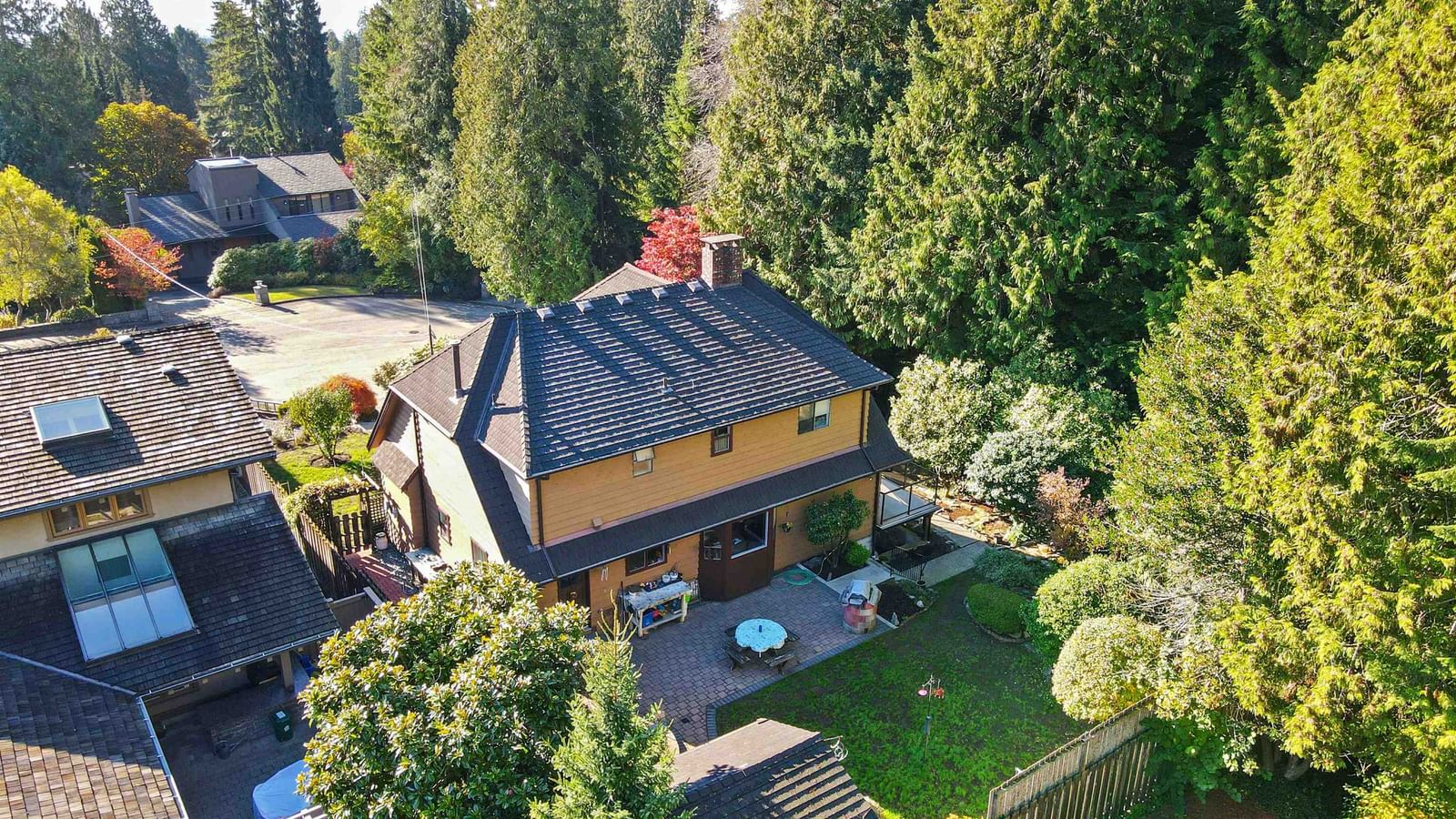 Listing Image 19