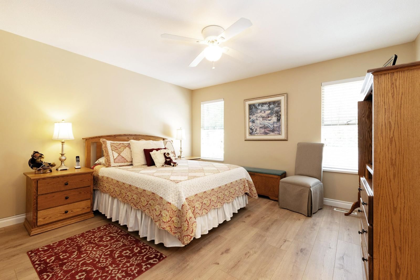 Listing Image 13