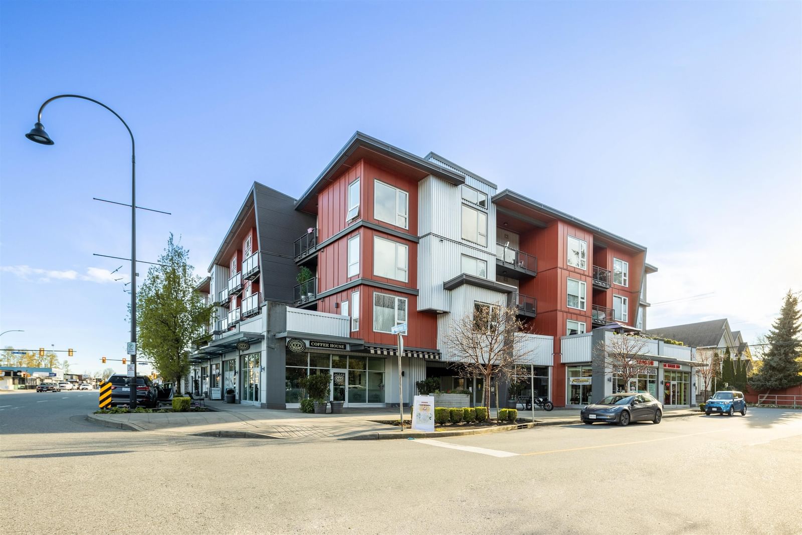 Listing Image 6