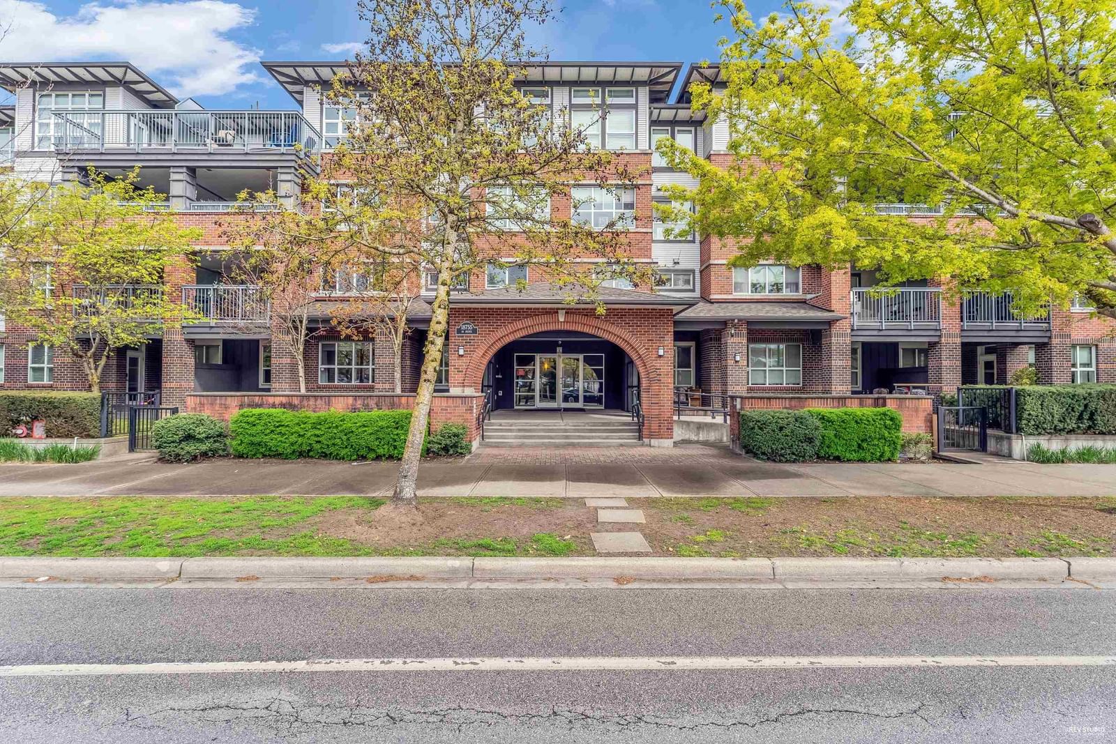Listing Image 23