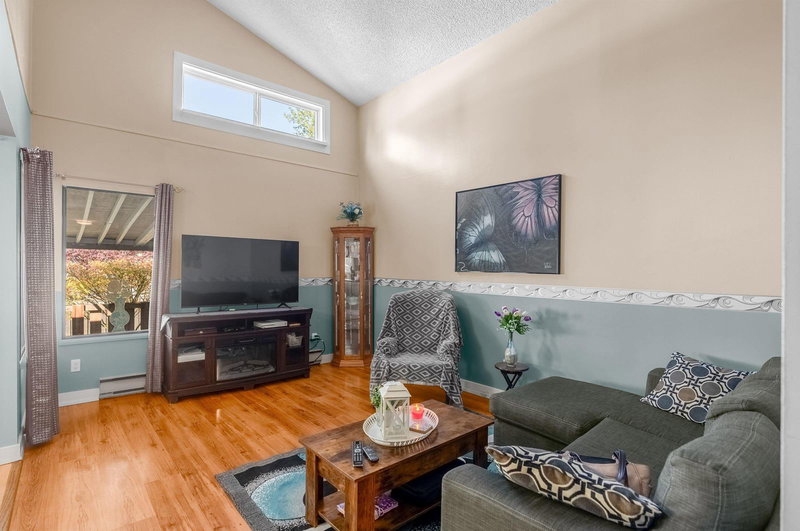 13941 80a Avenue, Surrey, V3W 6P5 | Image 2