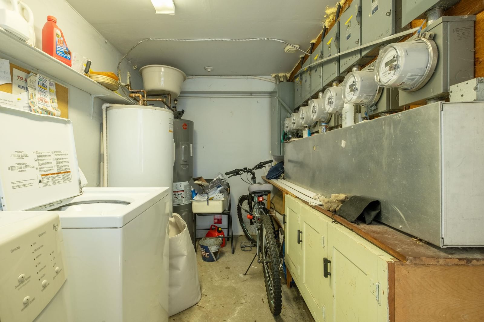 Listing Image 6