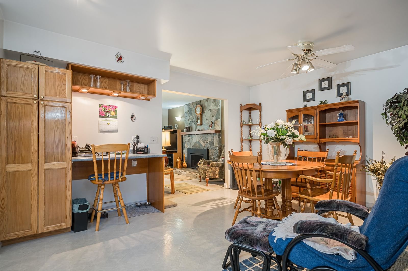 Listing Image 14