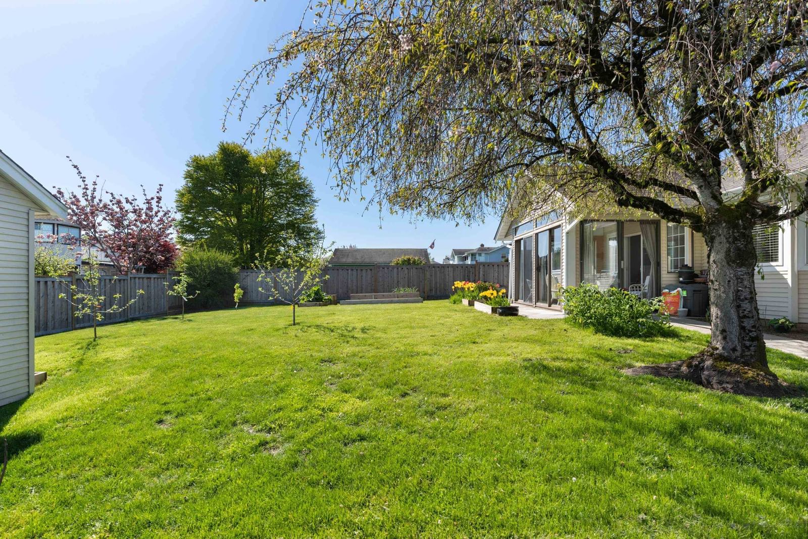 Listing Image 33