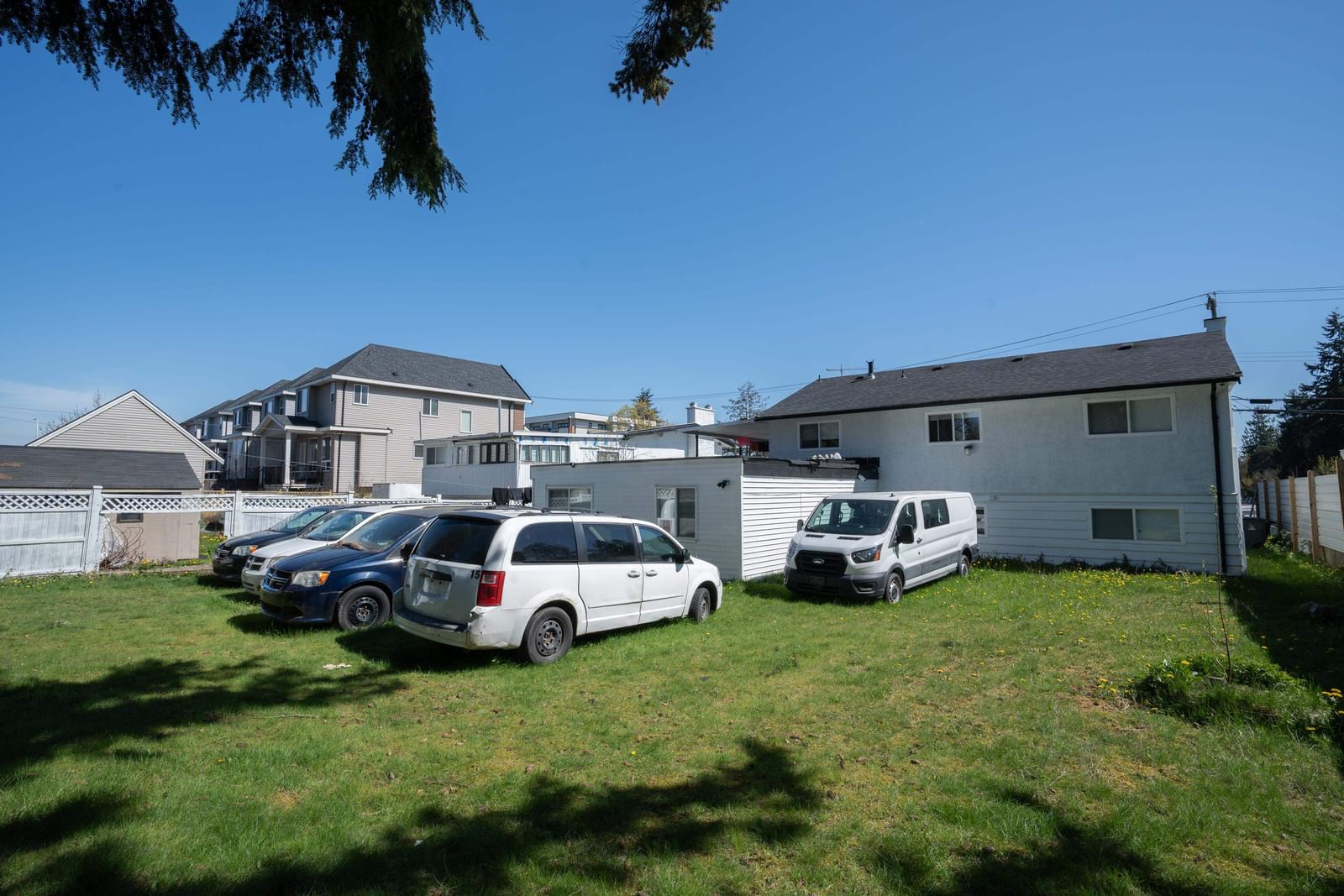 Listing Image 3