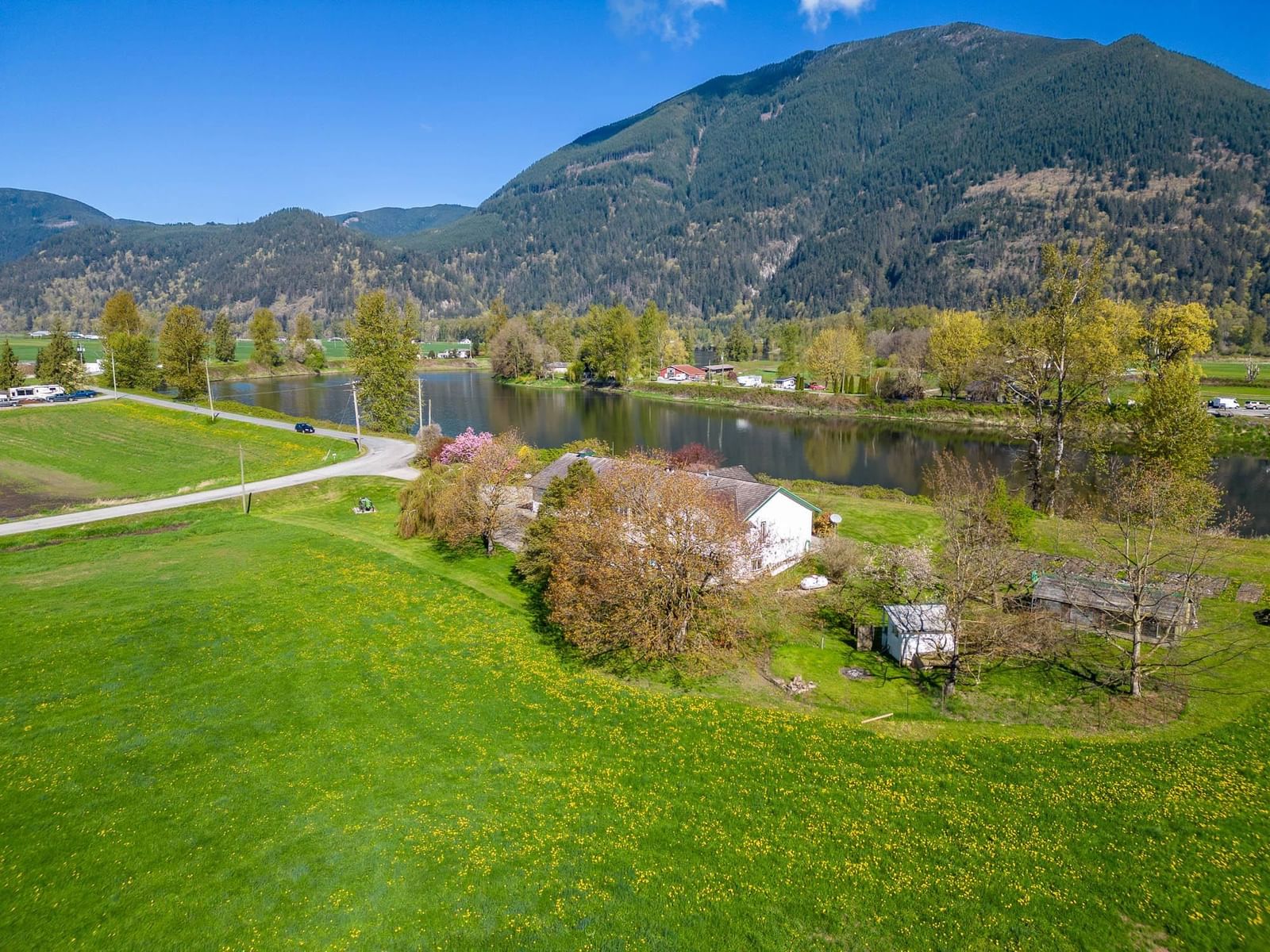 Listing Image 6