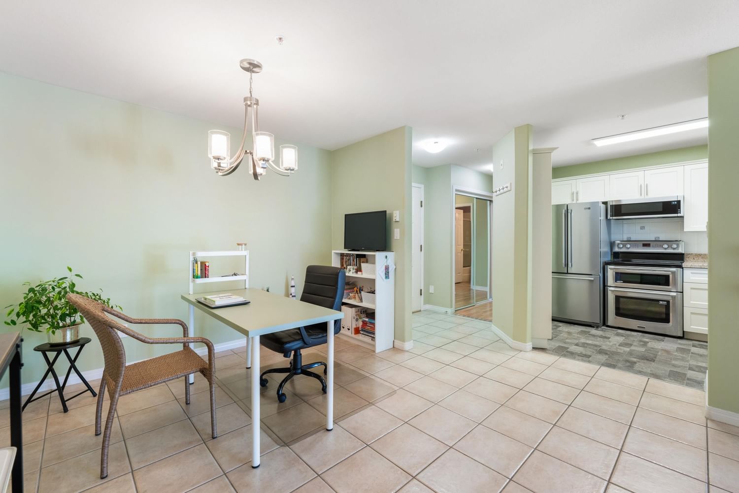Listing Image 13