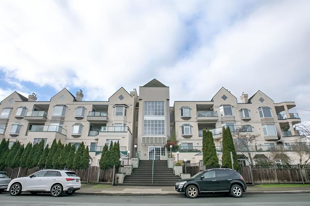 315 - 7633 St. Albans Road