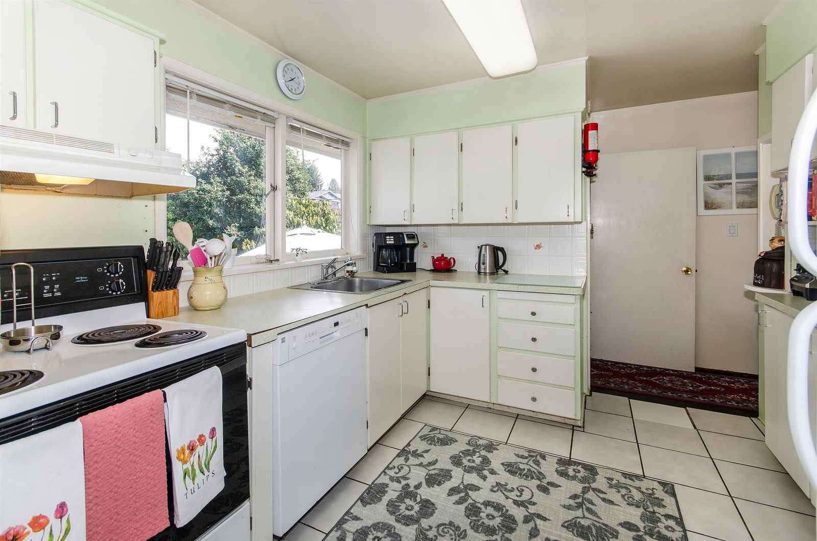 Listing Image 17
