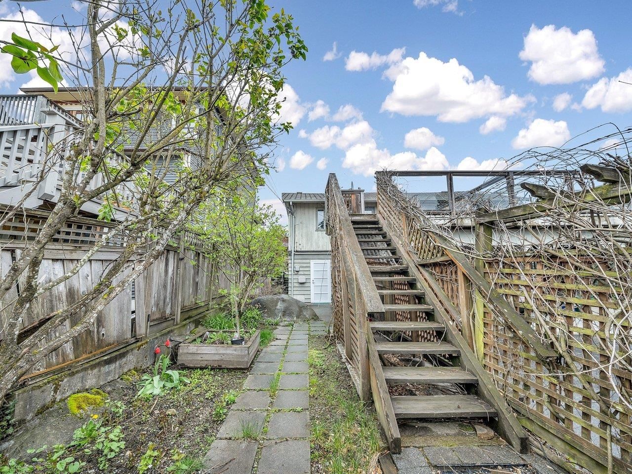 Listing Image 25