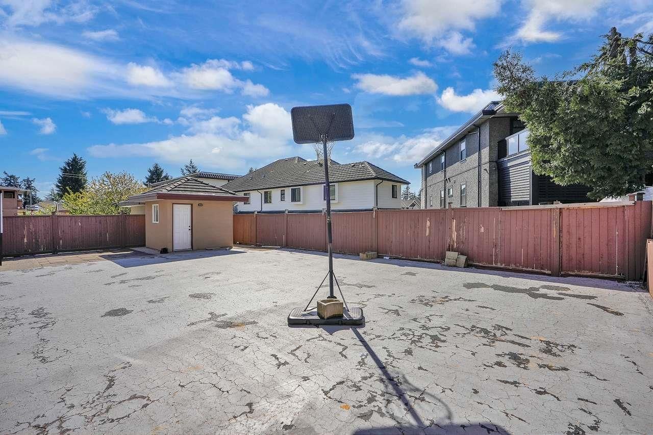Listing Image 6