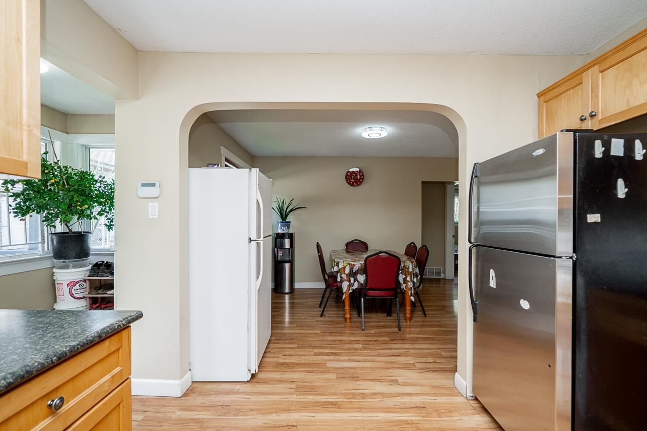 Listing Image 8